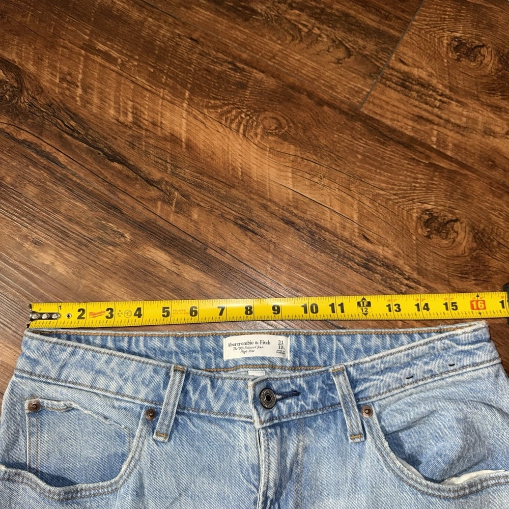 Abercrombie & Fitch Women's Size 31 Cuffed The 90s Relaxed Jean High Rise - Picture 4 of 7